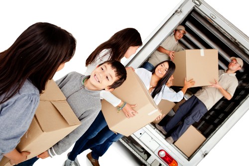 Packing boxes and moving supplies for Holland Park homes