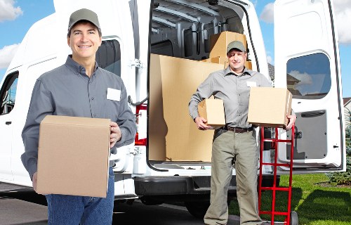 Accepted payment methods for Man And A Van Holland Park