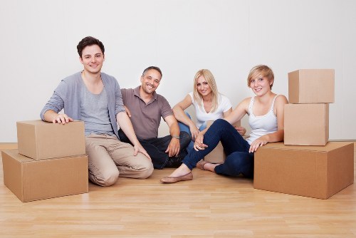 Moving vehicle service for apartments and period homes in Holland Park